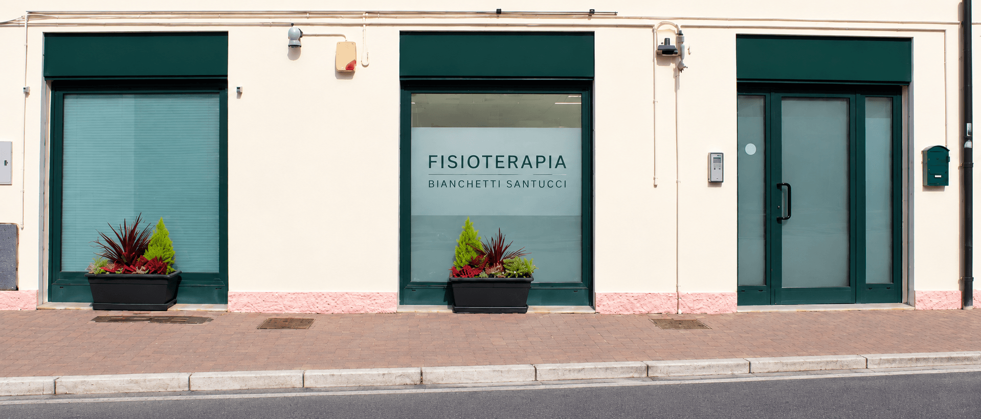 Ingresso dello Studio Fisioterapia Bianchetti - Santucci a Pontegradella